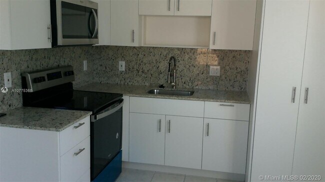 Foto del edificio - 6218 SW 21st St