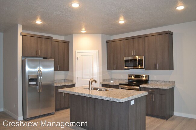 Building Photo - 3 br, 2.5 bath House - 7946 S Pinstripe Cove