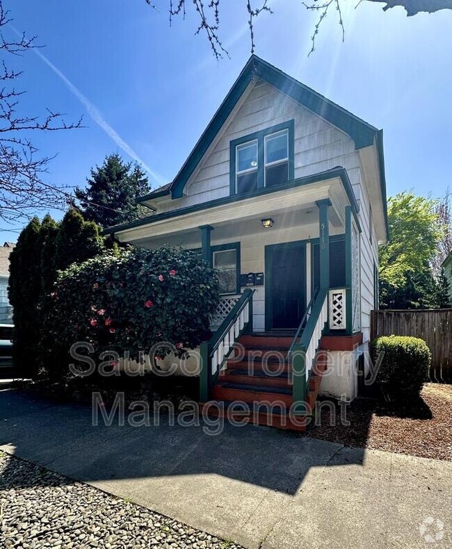 Building Photo - 5110 NE Glisan St