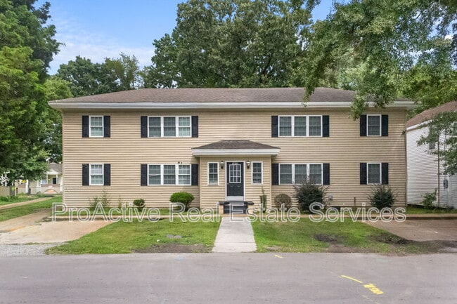 Photo - 1415 Commerce Ave Apartment