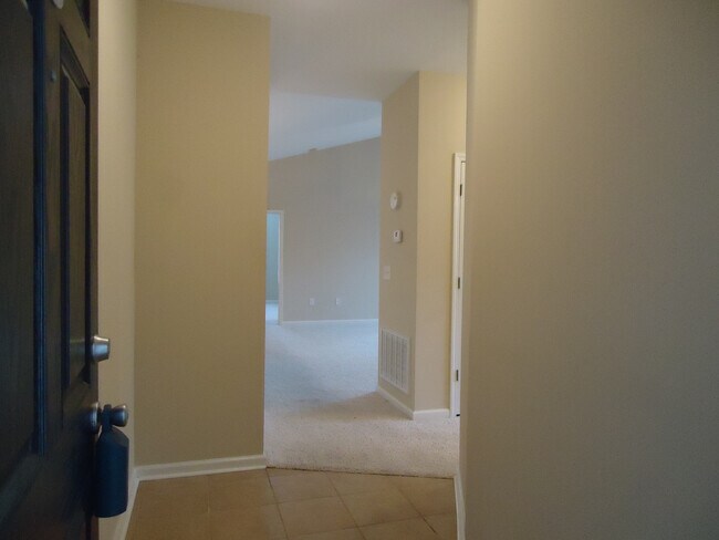 Foto del edificio - 2645 McArthur Landing Cir