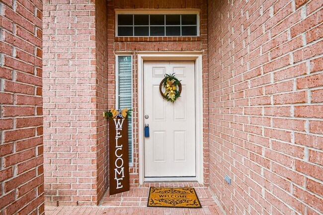 Foto del edificio - 6405 Hillock Ln