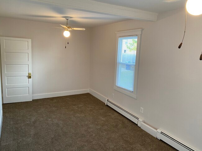 Building Photo - 120 Seabreeze Ave
