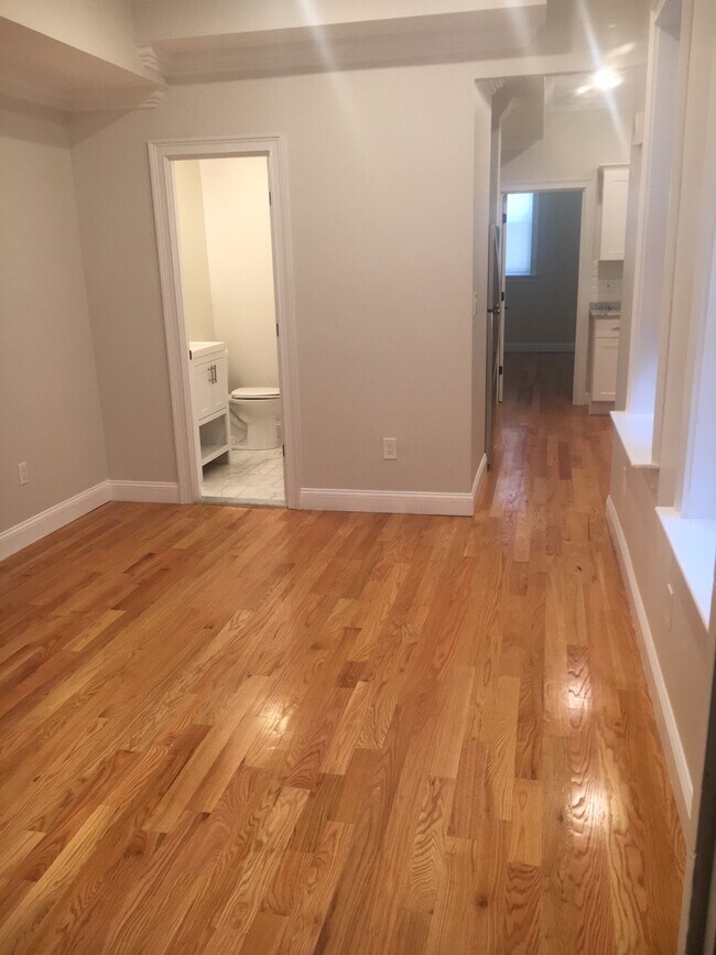 424 SE Monterey Road - Venta - 194 Salem St