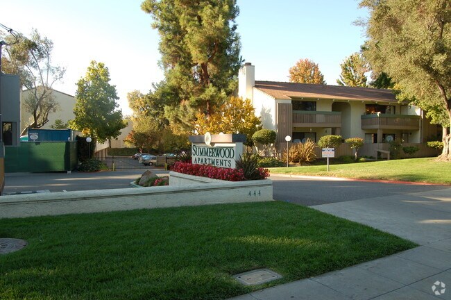 Foto del edificio - 625 Lincoln St