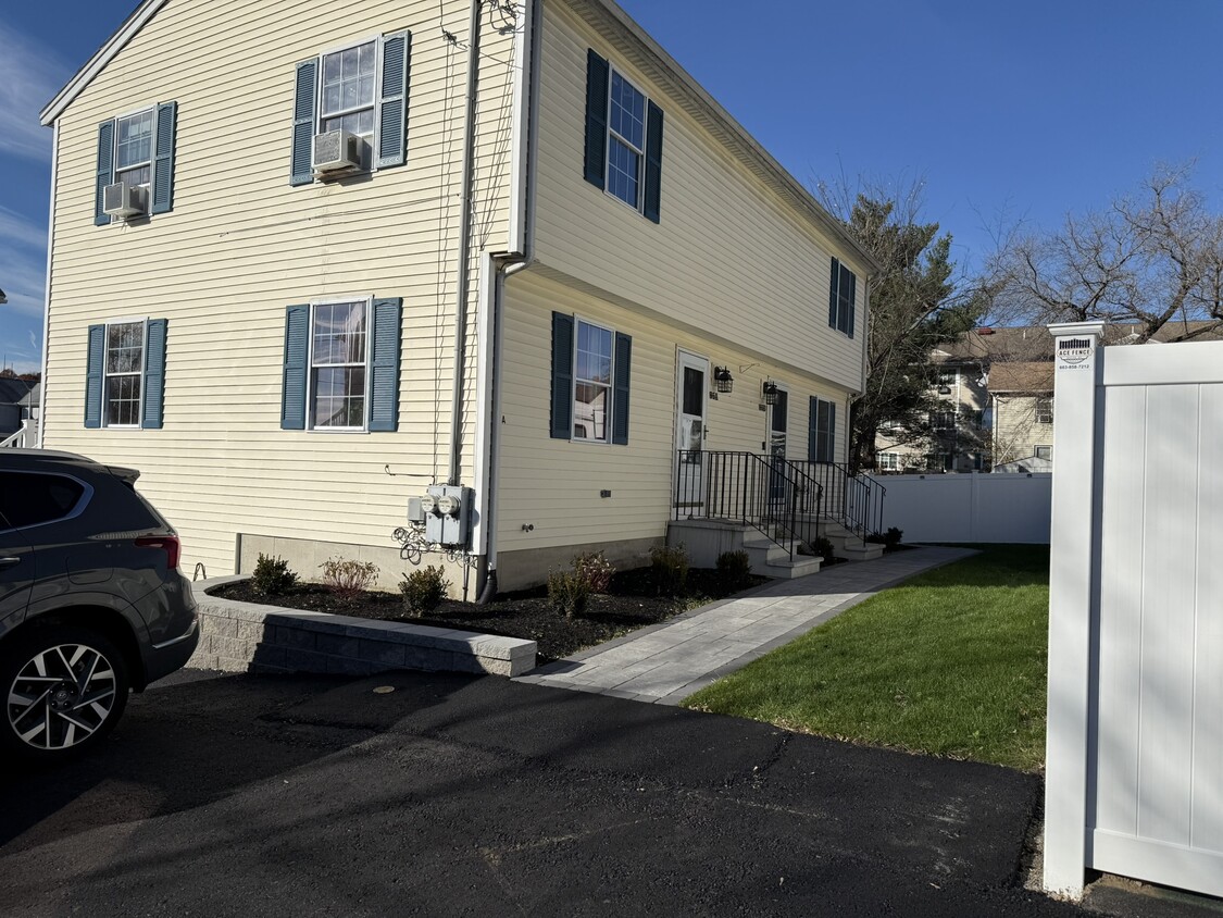 Front of House - 86 Central St (Peabody, MA)