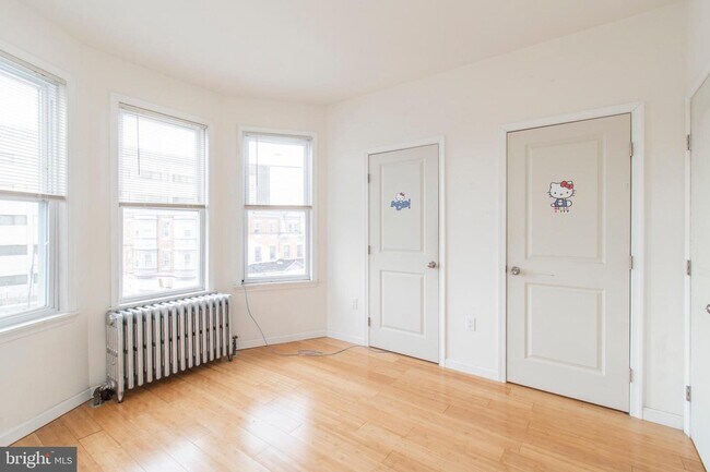 Foto del edificio - 3313 N Park Ave