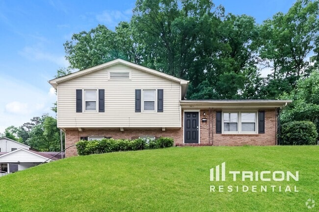 Building Photo - 4811 Westridge Dr