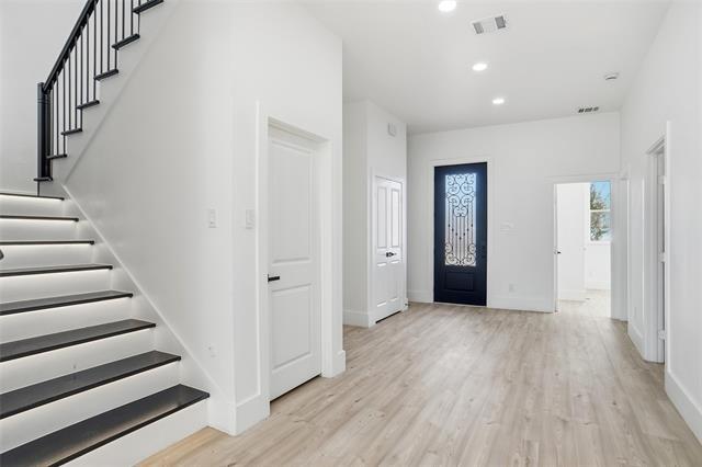 Foto del edificio - 128 Cedar Ln