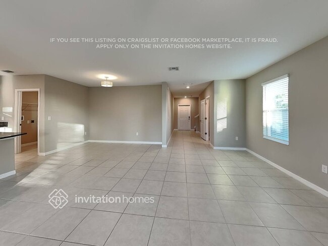 Foto del edificio - 2393 Jungle Dr