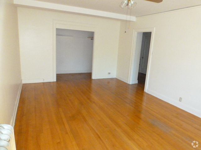 Building Photo - 440 N Park Ave