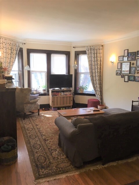 Foto del edificio - 4617 N Hamilton Ave