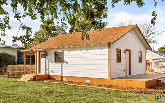 Foto del edificio - 409 S Saunders St