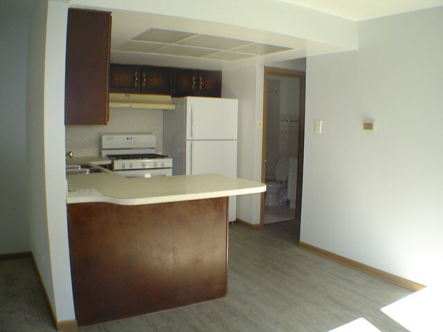 Building Photo - 8020 W 84th St