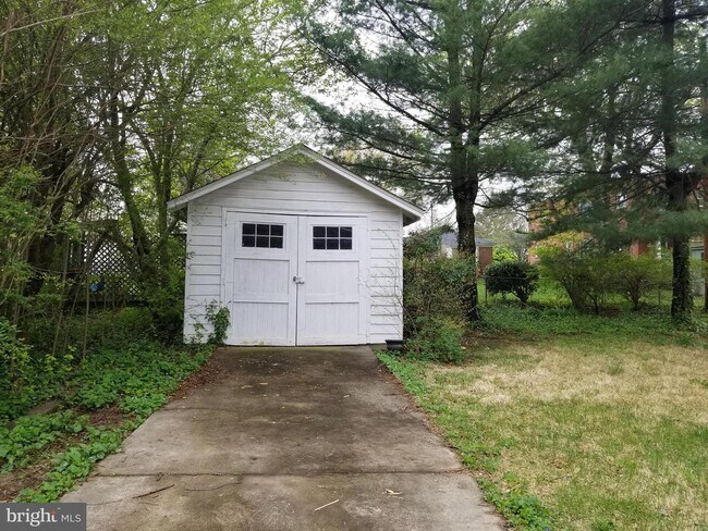 Foto del edificio - 1110 College Ave