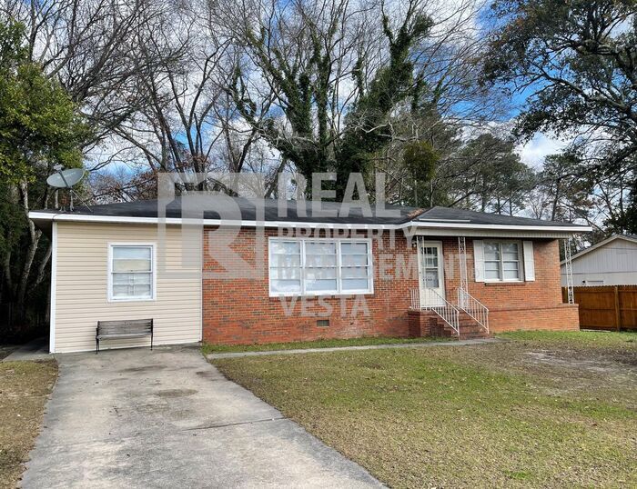 Primary Photo - Four Bedroom House in Central Macon