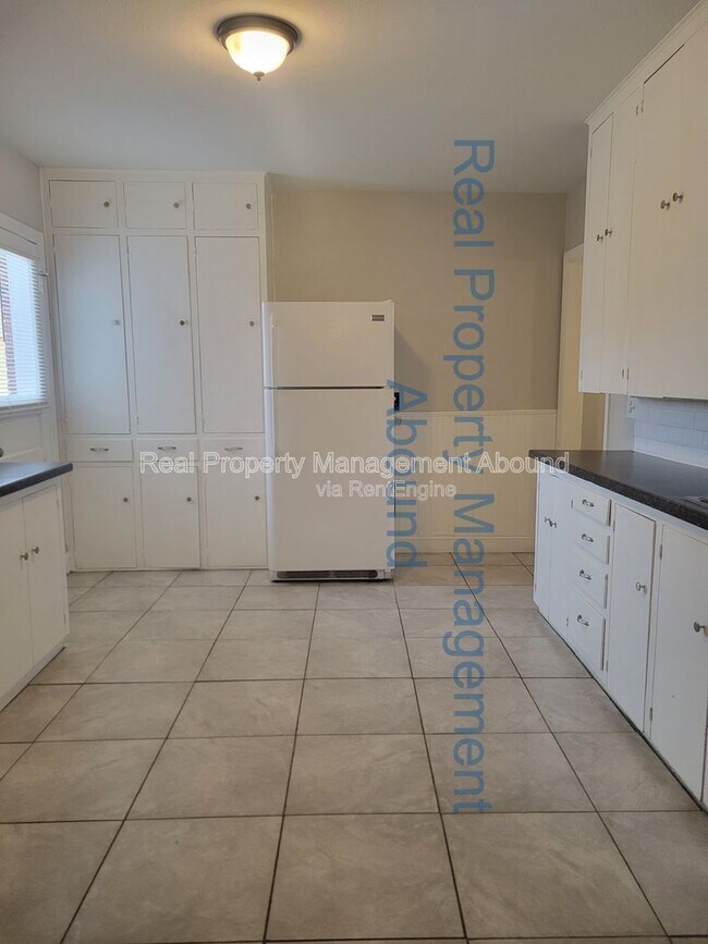 Foto del edificio - 1415 S New Haven Ave