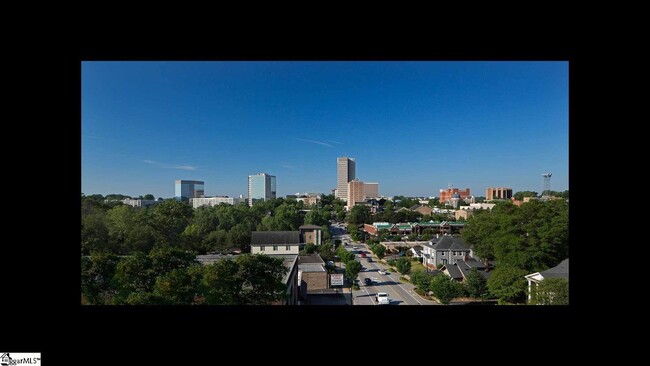 Foto del edificio - 18 E Stone Ave