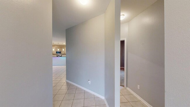Foto del edificio - 7331 Parkview Dr