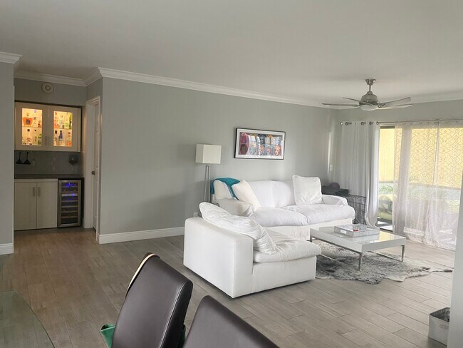 Foto del edificio - 1150 Homewood Blvd