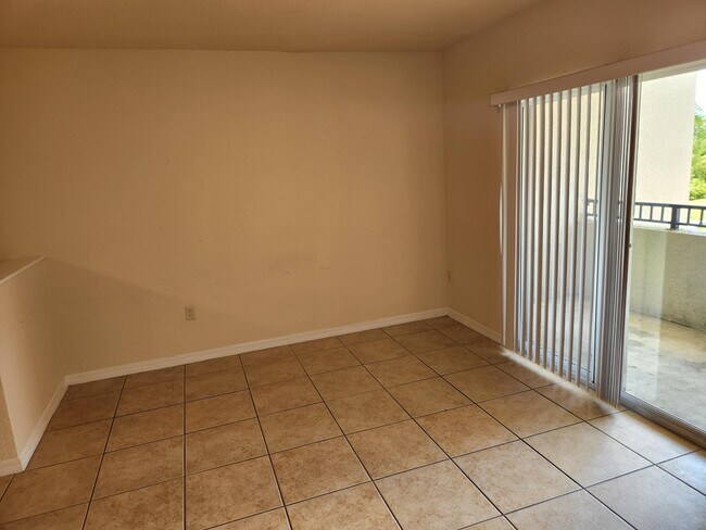 Foto del edificio - 146 SW Peacock Blvd