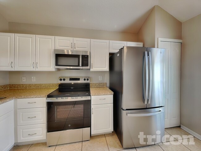 Building Photo - 1446 Firewheel Dr