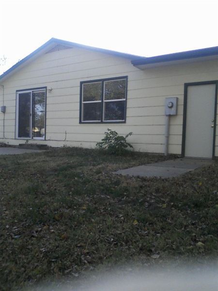 Building Photo - 6410 S Mabel St