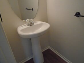 Building Photo - 932 Mosaic Dr