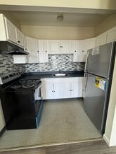 Building Photo - 1053 E Main St Building Photo - 1053 E Main St