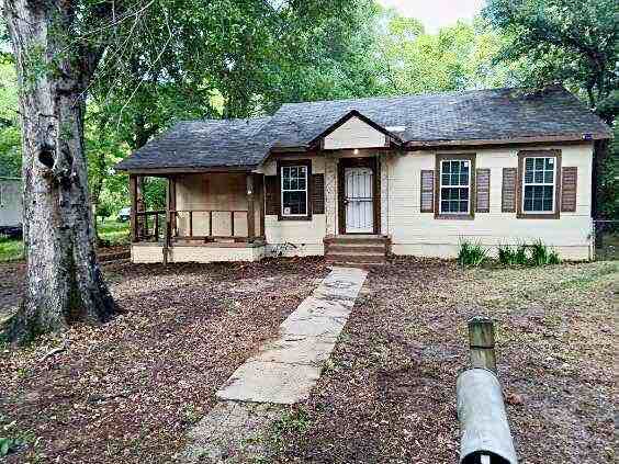 Primary Photo - 350 Houston Ave
