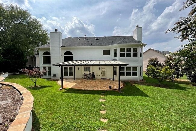 Building Photo - 330 Knollcrest Ct