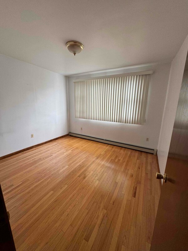 Building Photo - 171 Highland Ave