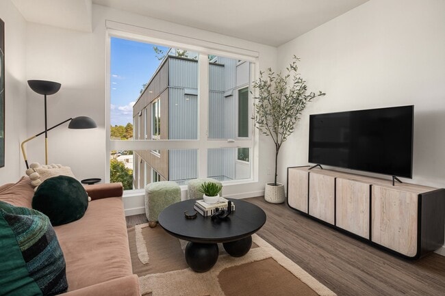 Interior Photo - The Cline