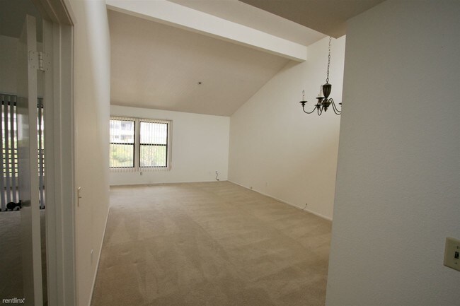 Foto del edificio - 1 br, 1 bath  - 280 Cagney Ln Apt 318
