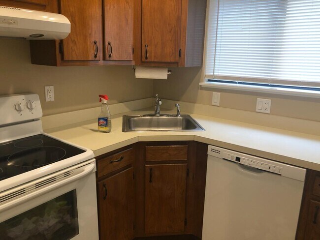 Foto del edificio - 60 Wolfpit Ave