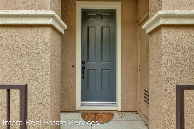 Building Photo - 3 br, 2.5 bath House - 1865 Silva Place