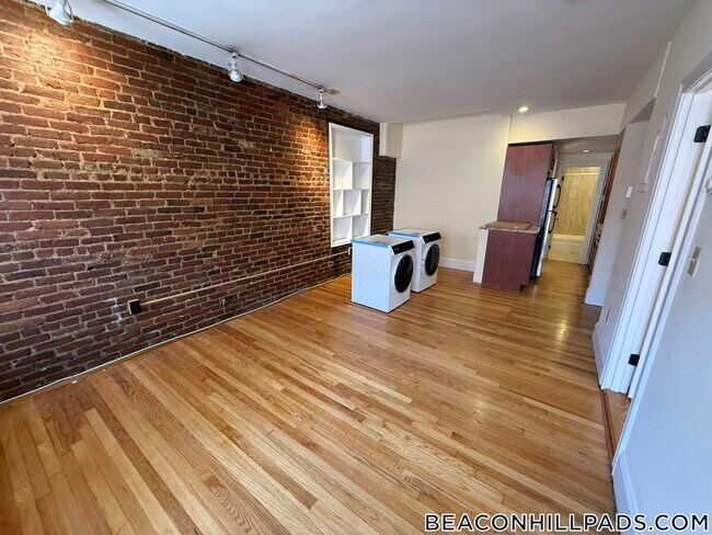 Foto del edificio - 88 W Cedar St