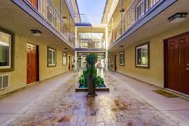 Courtyard - 3060 B St
