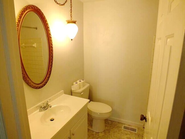 Foto del edificio - 524 Watervliet Ave