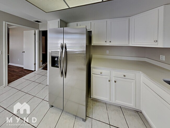 Foto del edificio - 4320 Walnut Bend