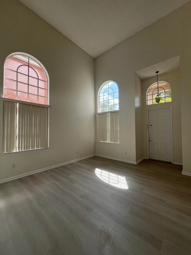 Foto del edificio - 1512 Running Oak Ln