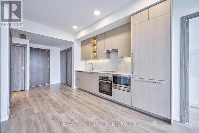 Photo du bâtiment - 27 McMahon Dr