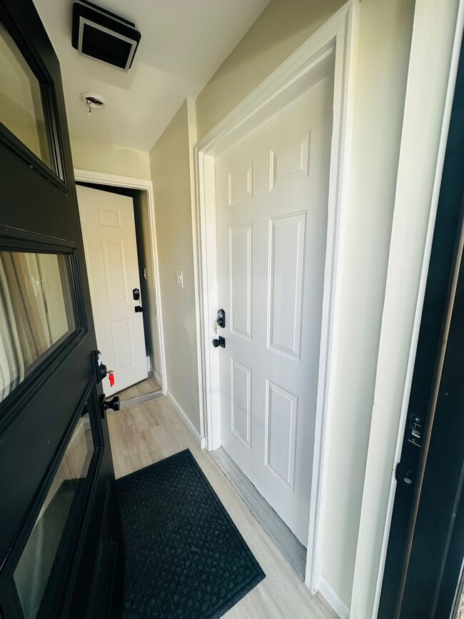 Photo - 7 Wallis Ave Apartments