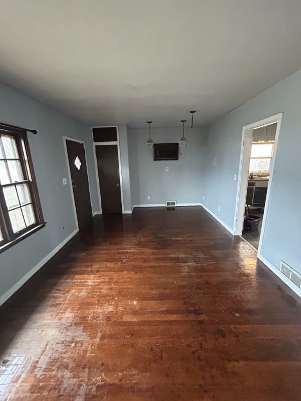 Foto del edificio - 1615 Iowa Ave