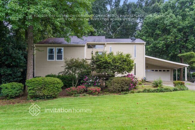 Building Photo - 5345 N Fork Dr SW