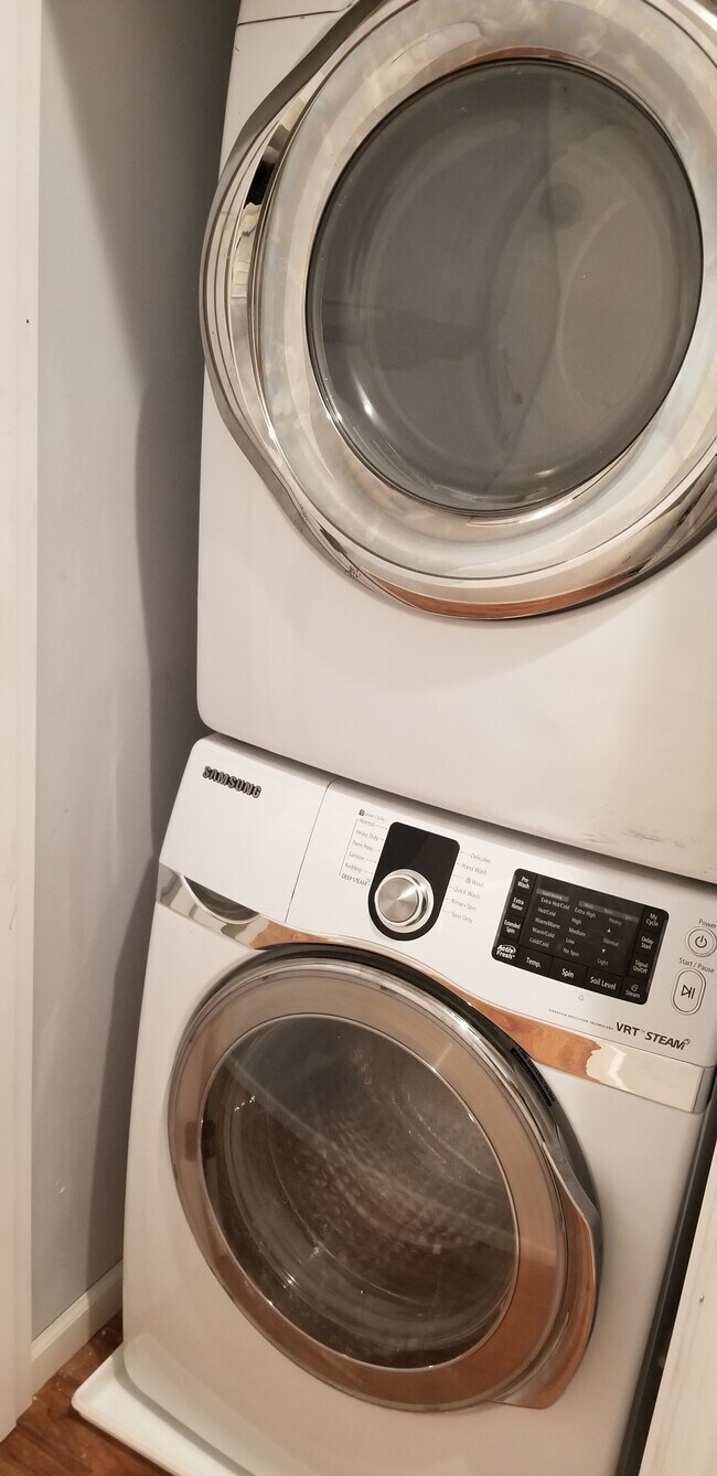 Photo - The Adams Apartments