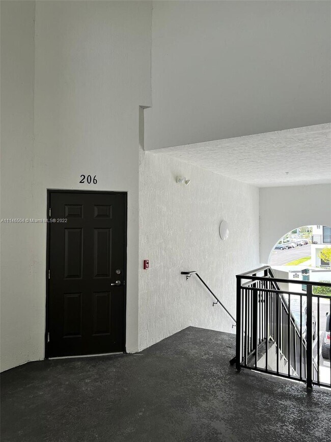Foto del edificio - 15540 SW 136th St