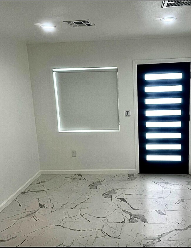 Foto del edificio - 3282 Josephine St