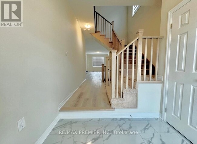 Building Photo - 4 Ken Davie Gate