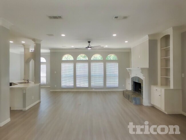 Building Photo - 1793 Lake Breeze Dr